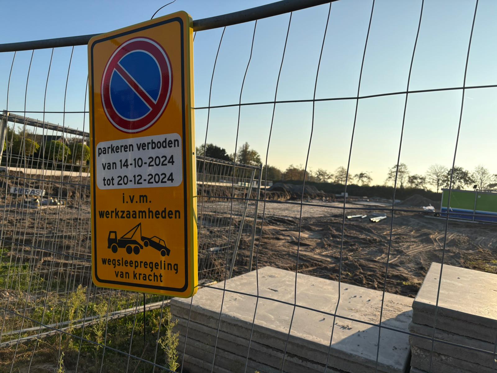 Eerste werkzaamheden bord